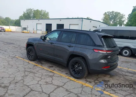 2025 Jeep Grand Cherokee Altitude X 4X4 z USA, uszkodzony, nr VIN 1C4RJHAG2SC307914